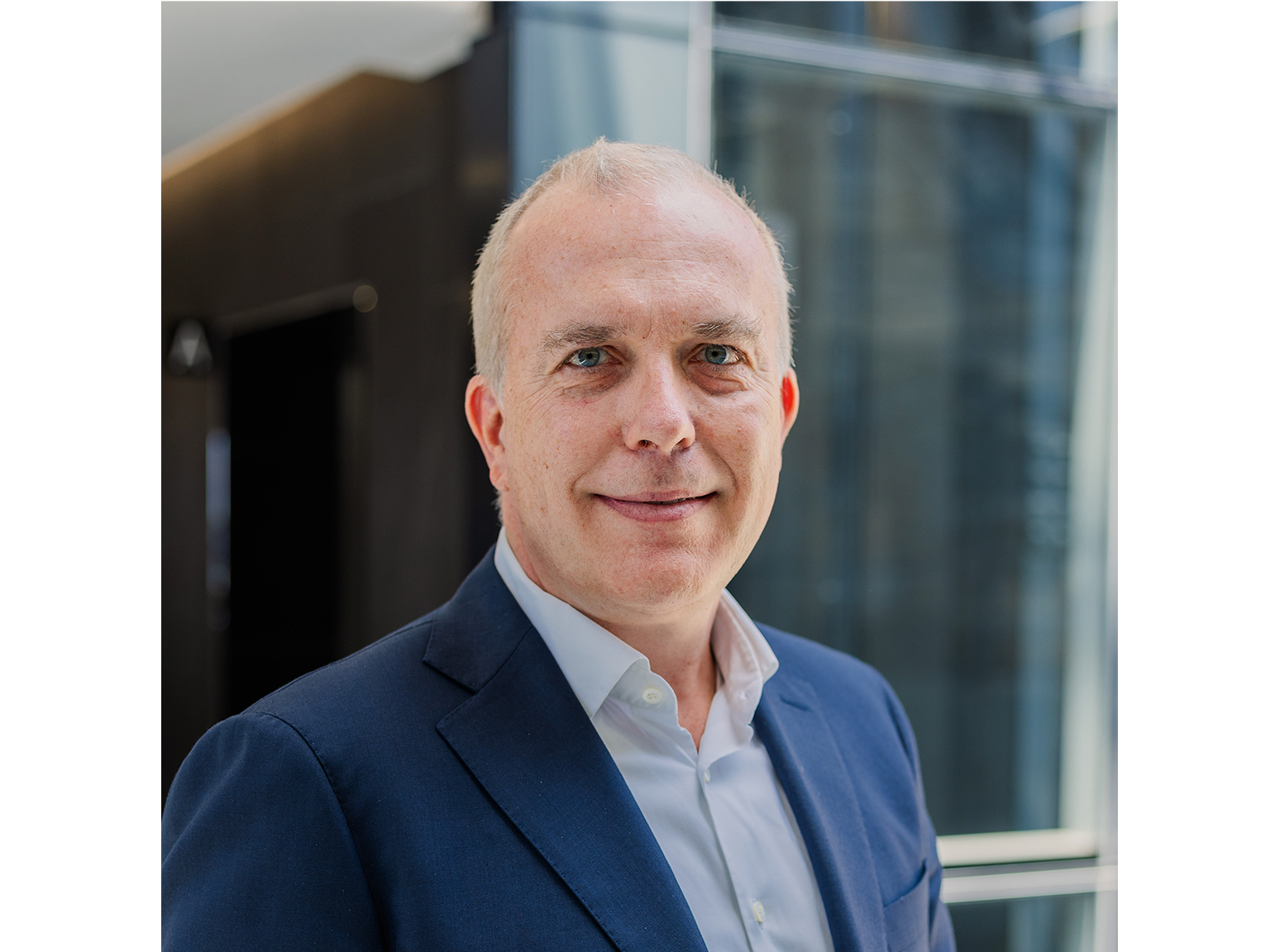 This is a profile image of Gregor Theisen